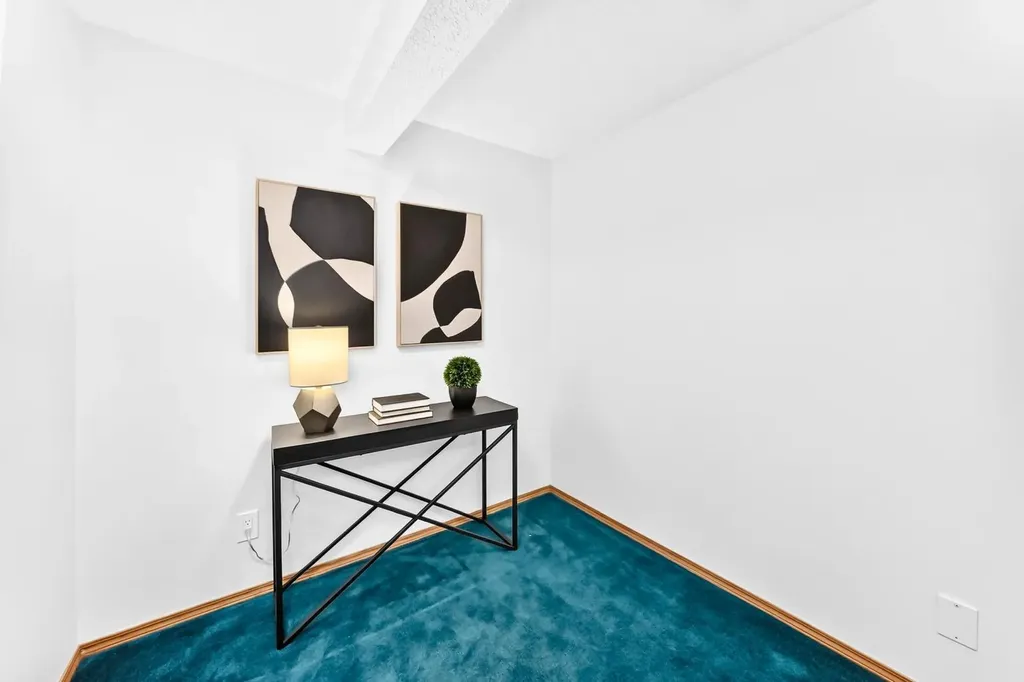 157 Hawkstone Manor NW Calgary AB T3G 3X2