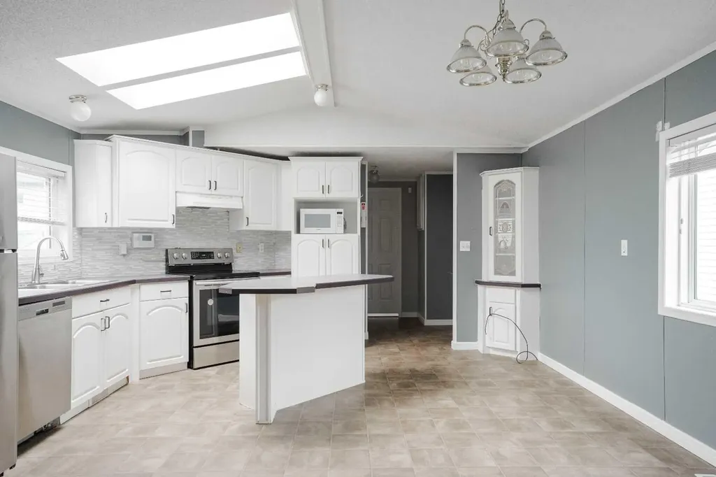 284 Caouette Crescent Fort Mcmurray AB T9K2H9