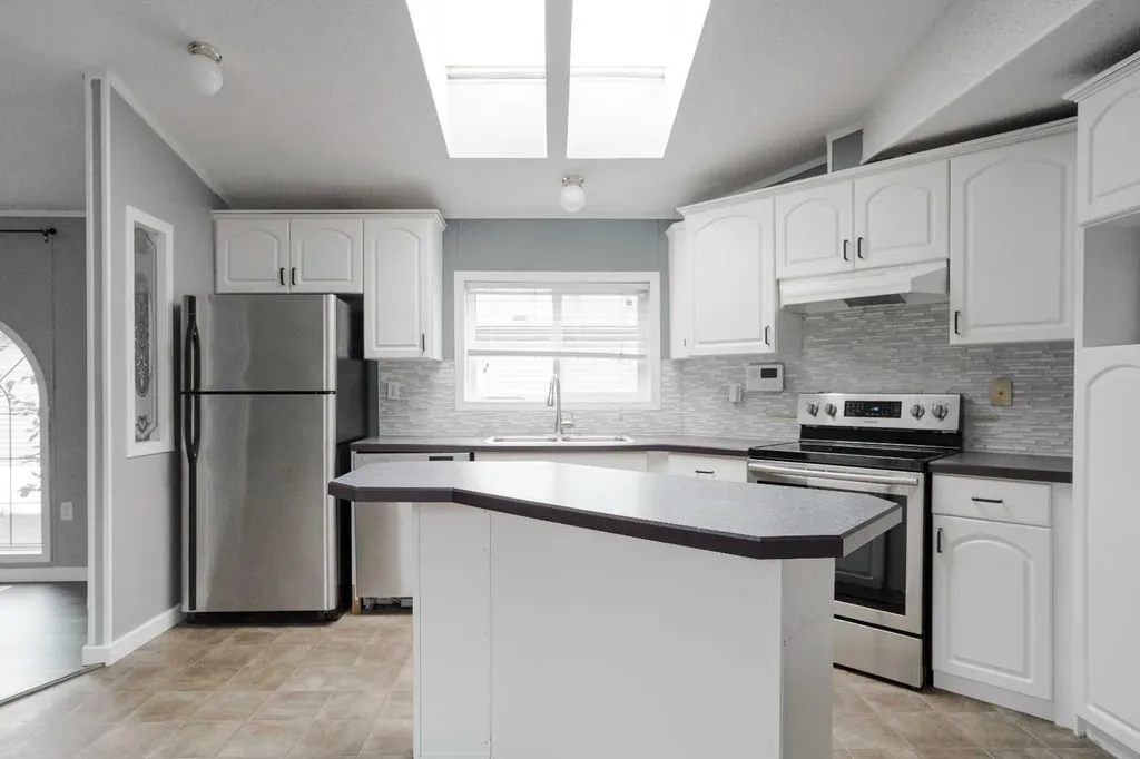 284 Caouette Crescent Fort Mcmurray AB T9K2H9