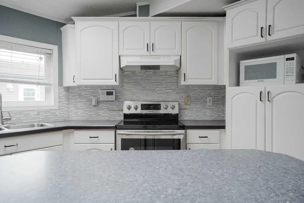 284 Caouette Crescent Fort Mcmurray AB T9K2H9