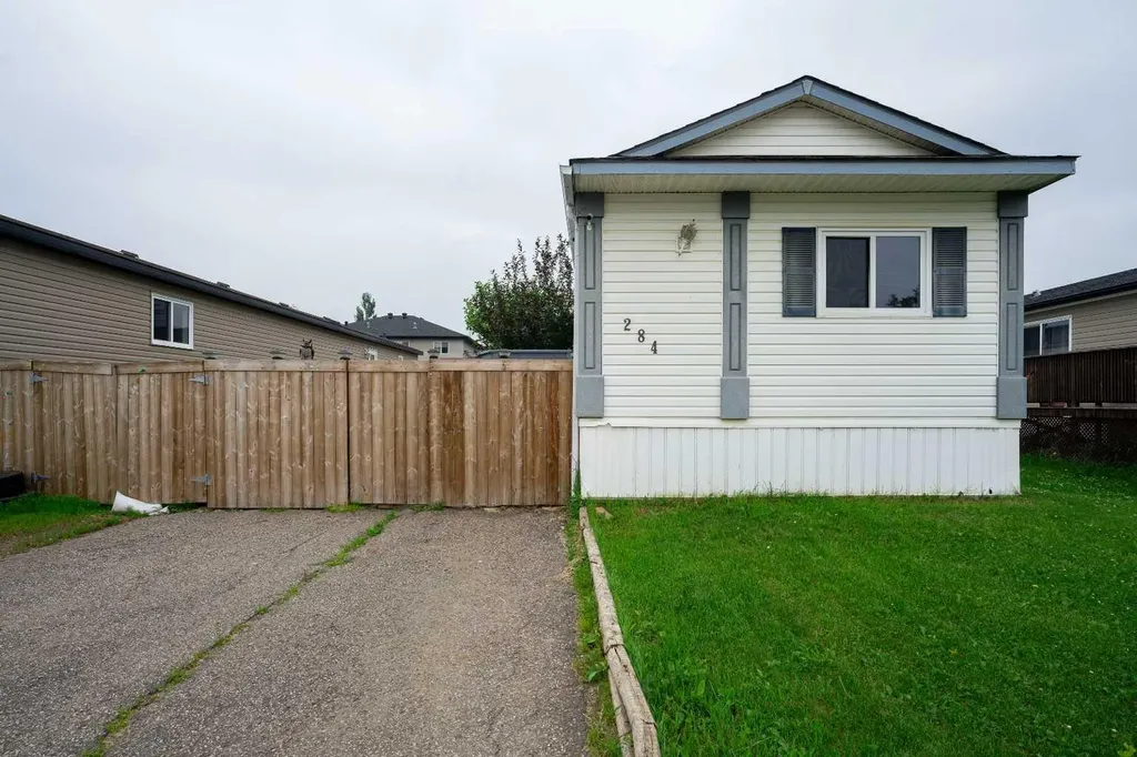 284 Caouette Crescent Fort Mcmurray AB T9K2H9