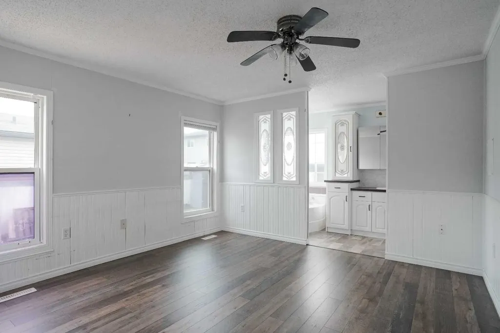 284 Caouette Crescent Fort Mcmurray AB T9K2H9