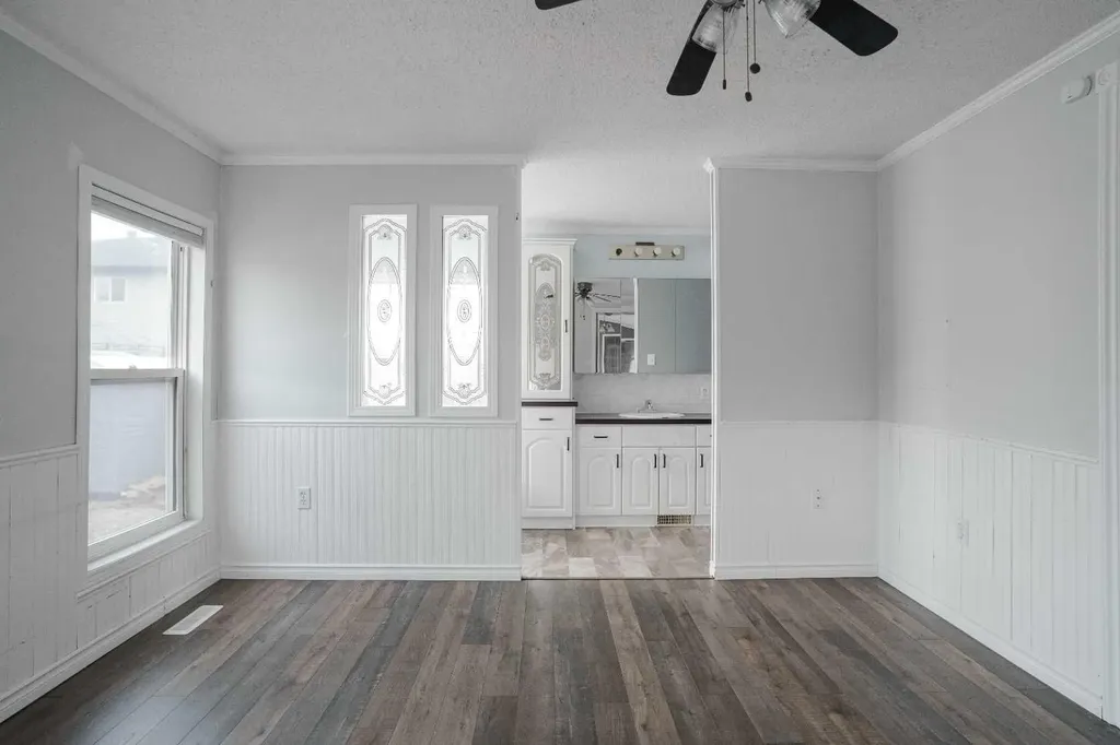284 Caouette Crescent Fort Mcmurray AB T9K2H9