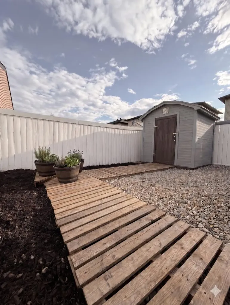 284 Caouette Crescent Fort Mcmurray AB T9K2H9