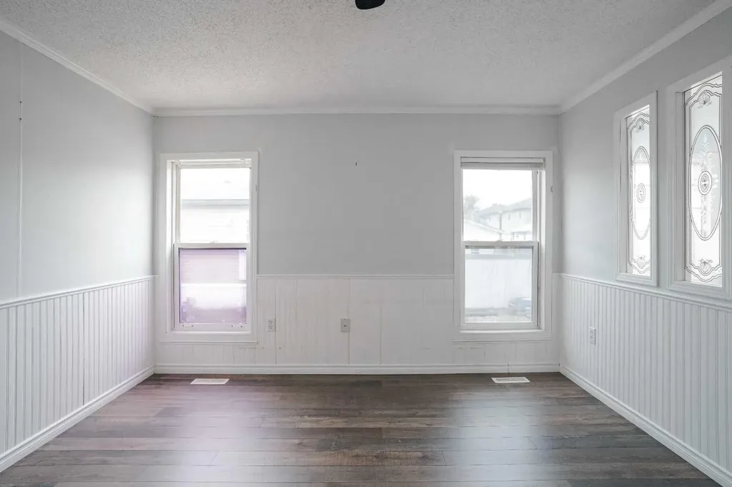284 Caouette Crescent Fort Mcmurray AB T9K2H9