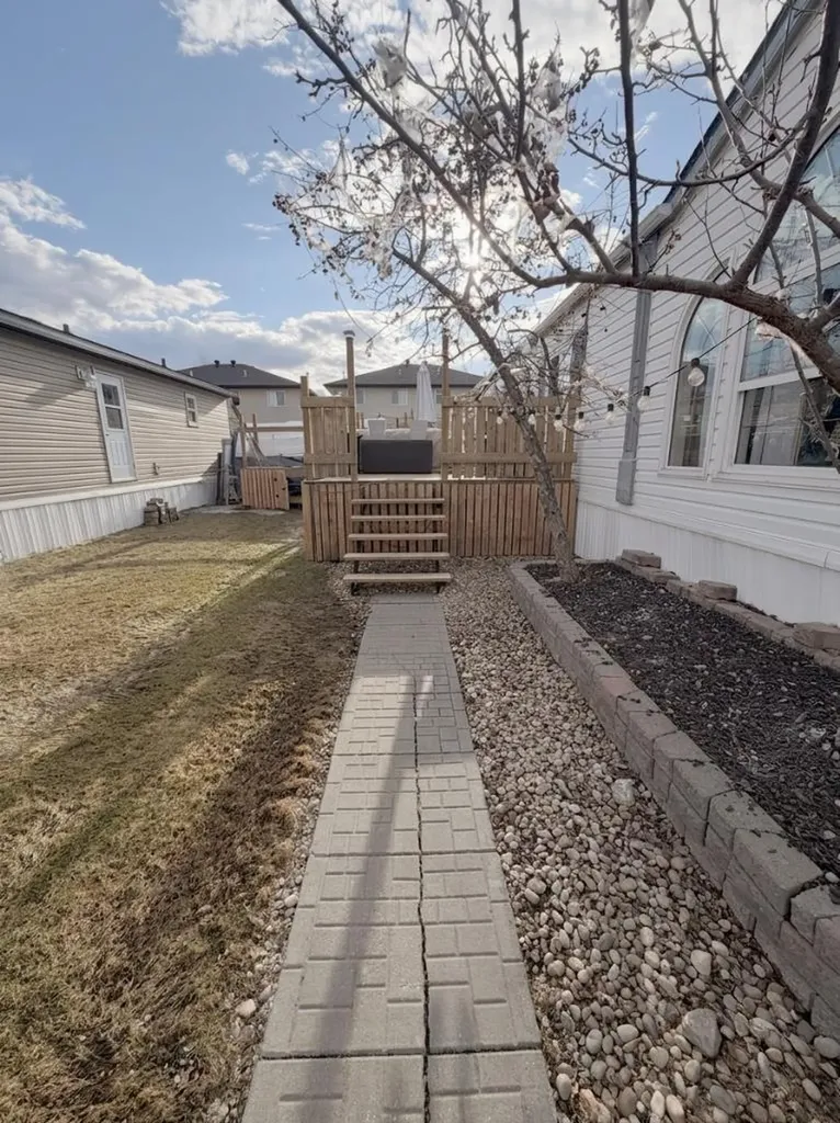 284 Caouette Crescent Fort Mcmurray AB T9K2H9
