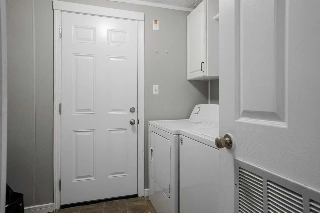 284 Caouette Crescent Fort Mcmurray AB T9K2H9