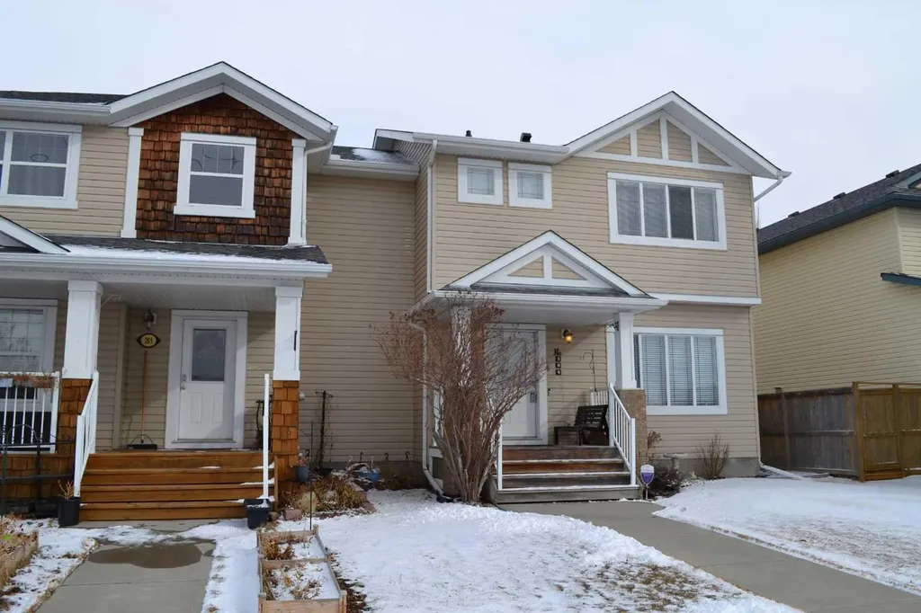209 Lakeview Inlet Chestermere AB T1X 1P4
