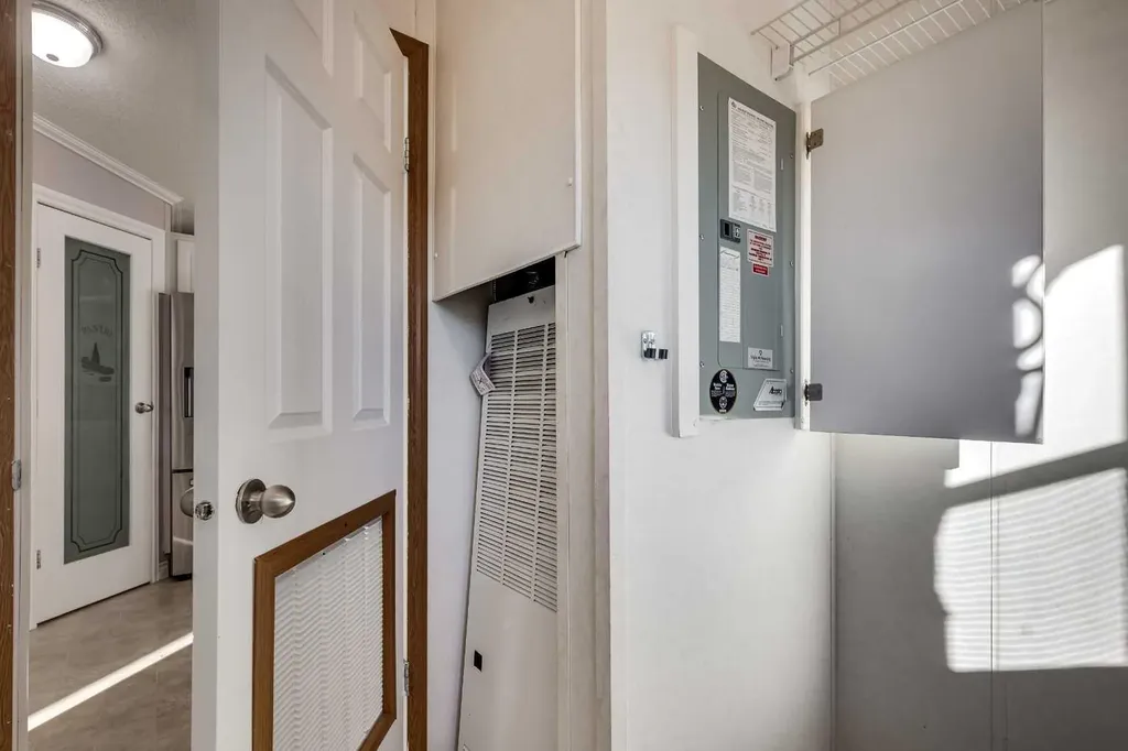 18 Mckay Place Blackfalds AB T4M 0H7