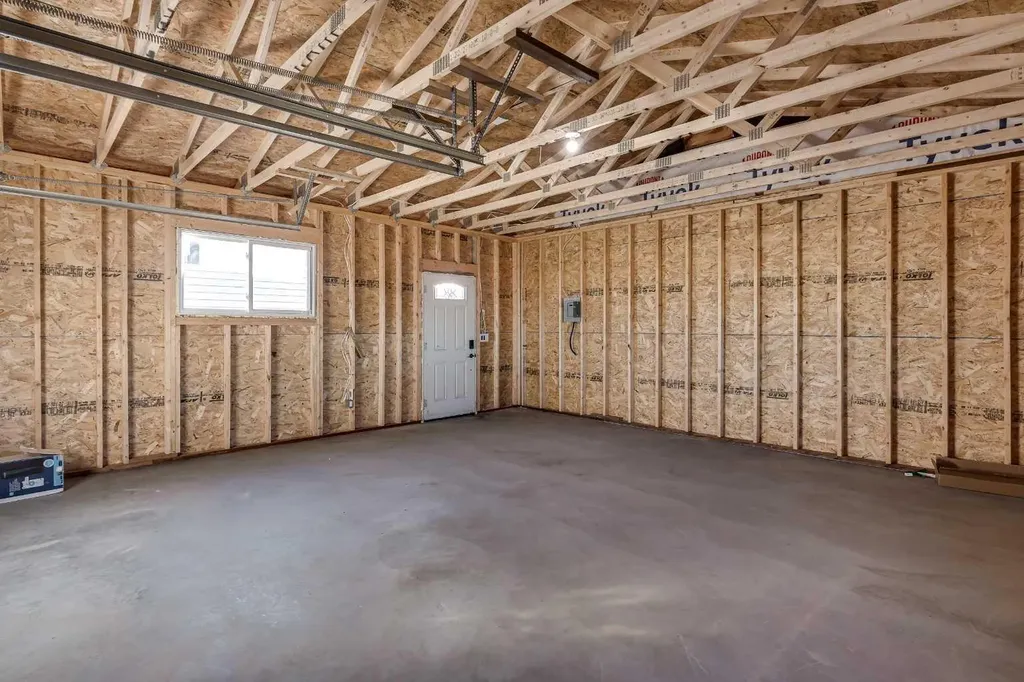 18 Mckay Place Blackfalds AB T4M 0H7