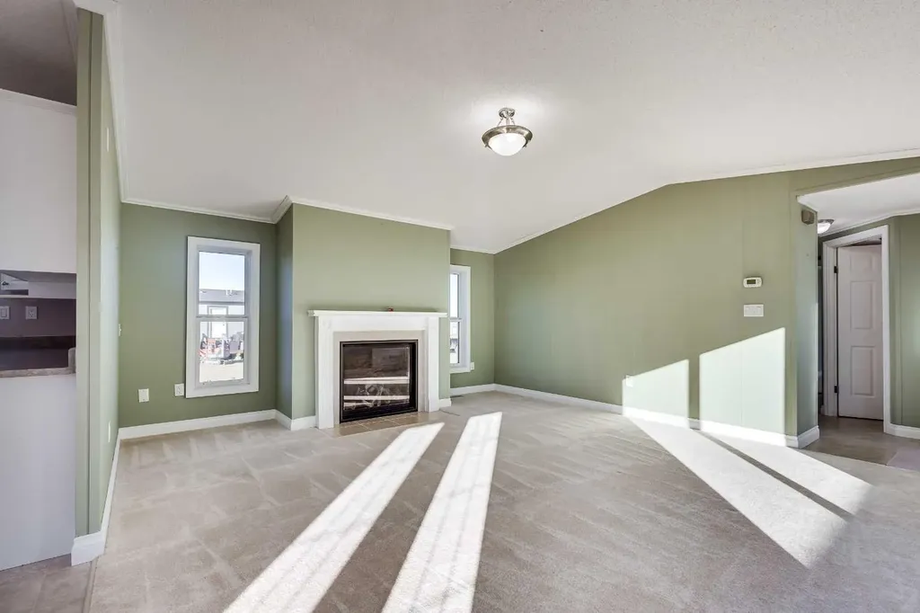 18 Mckay Place Blackfalds AB T4M 0H7