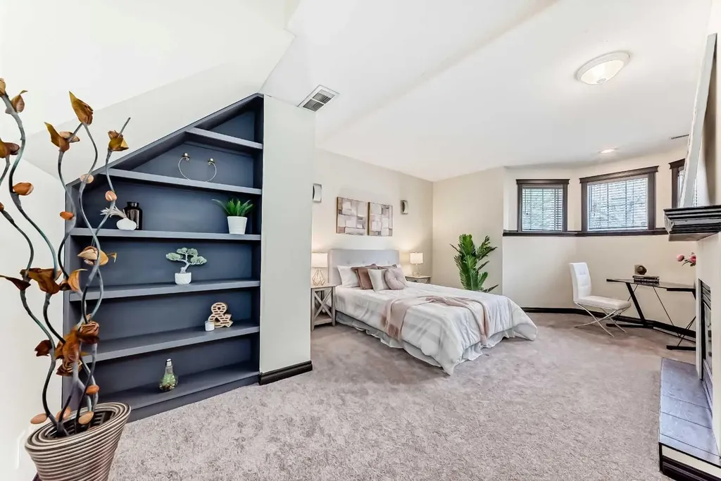 1212 12 Street SW Calgary AB T3C 1A9
