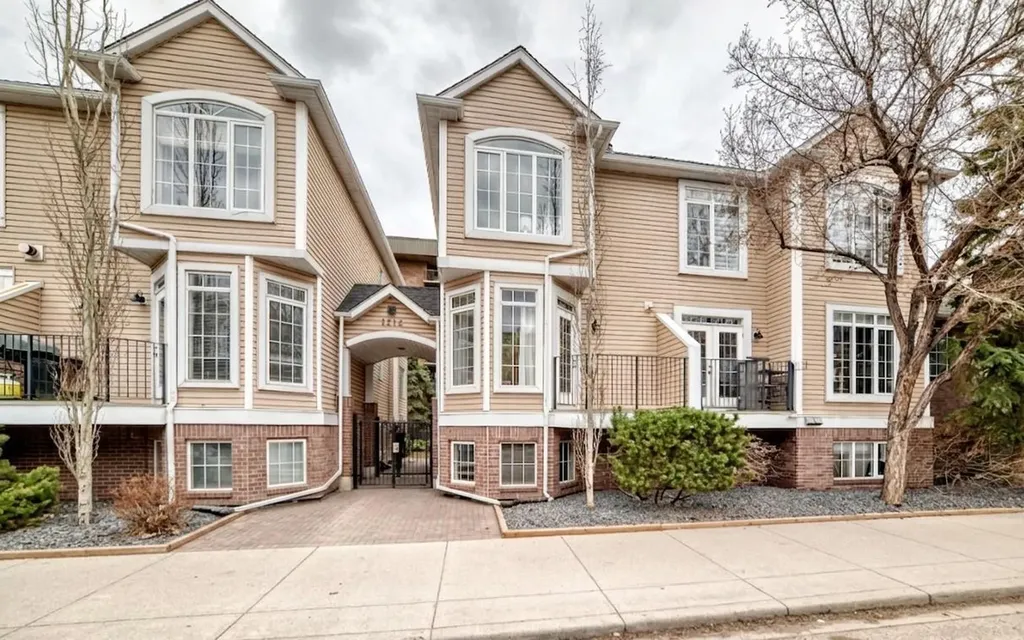 1212 12 Street SW Calgary AB T3C 1A9
