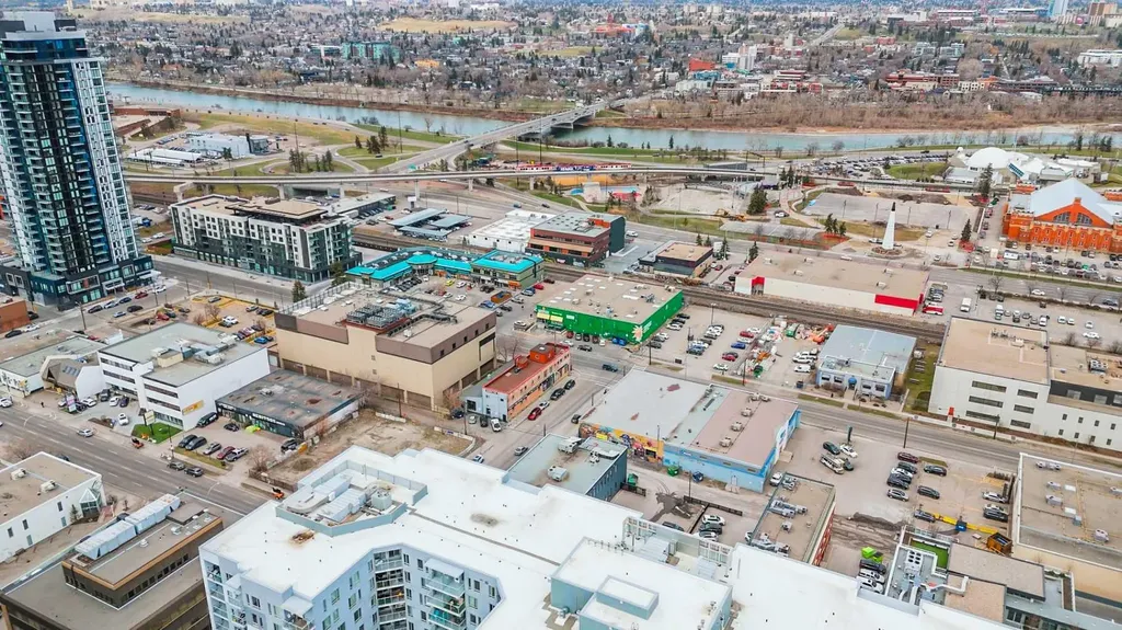 1212 12 Street SW Calgary AB T3C 1A9