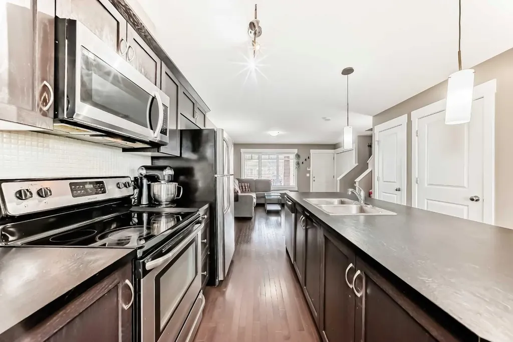 176 Cascades Passage Chestermere AB T1X0K8