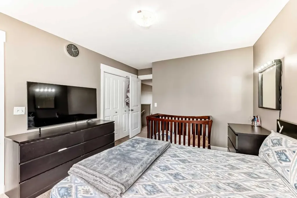 176 Cascades Passage Chestermere AB T1X0K8
