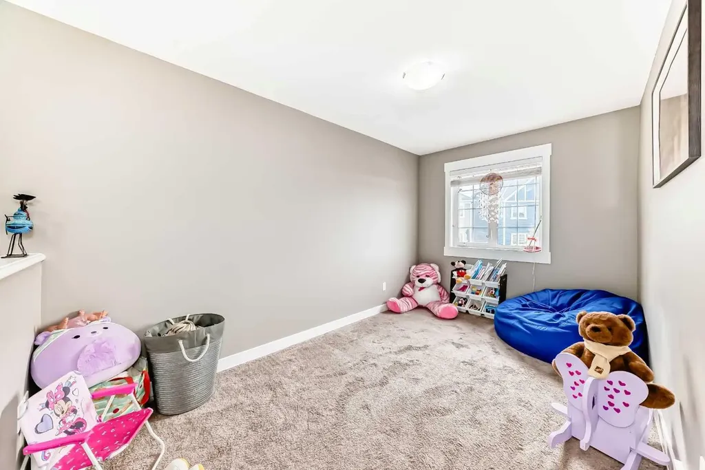 176 Cascades Passage Chestermere AB T1X0K8