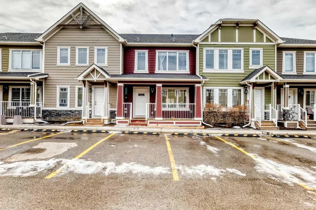 176 Cascades Passage Chestermere AB T1X0K8