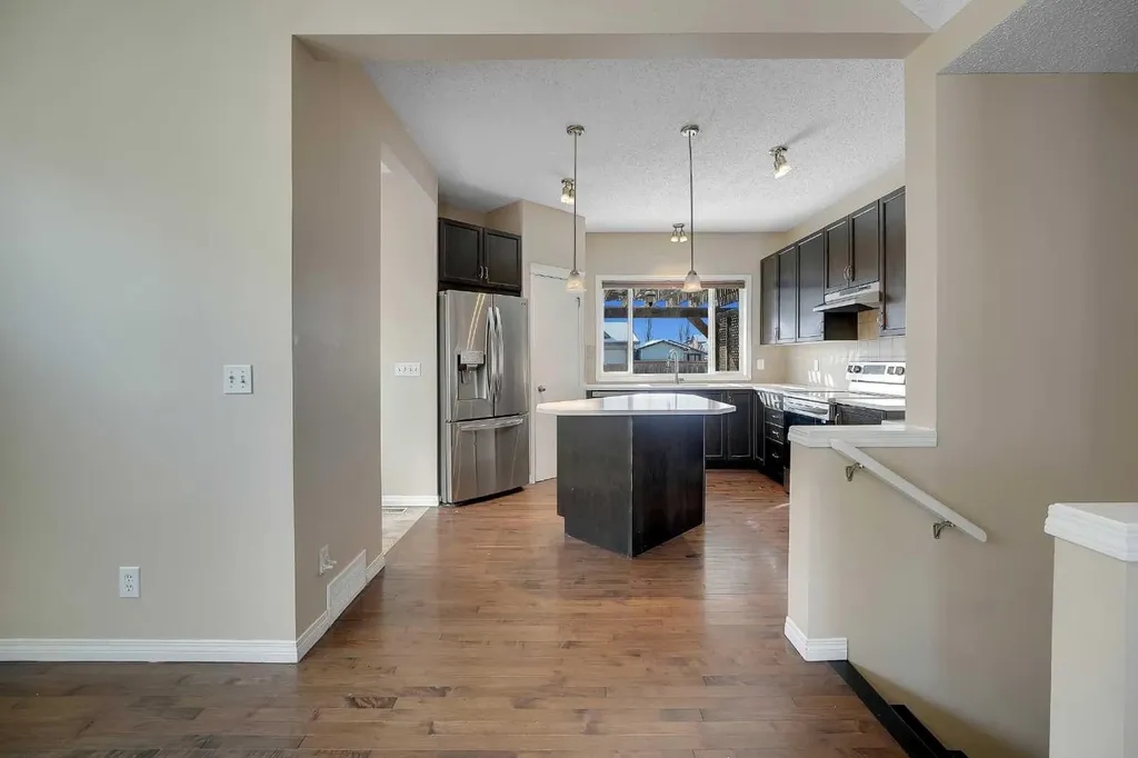 1833 New Brighton Drive SE Calgary AB T2Z 4N8