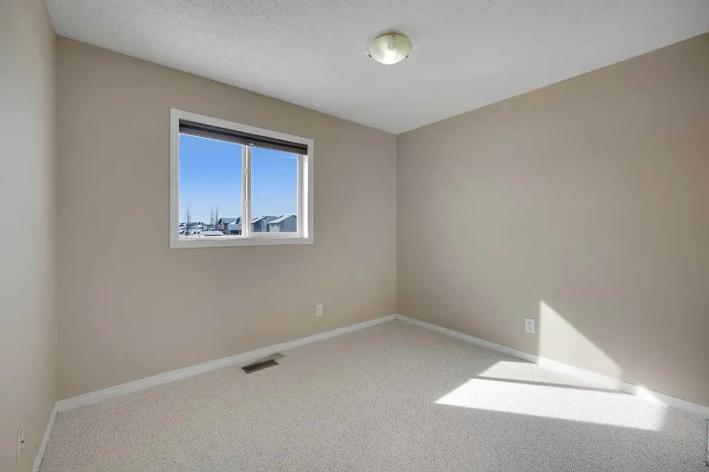 1833 New Brighton Drive SW Calgary AB T2Z 4N8