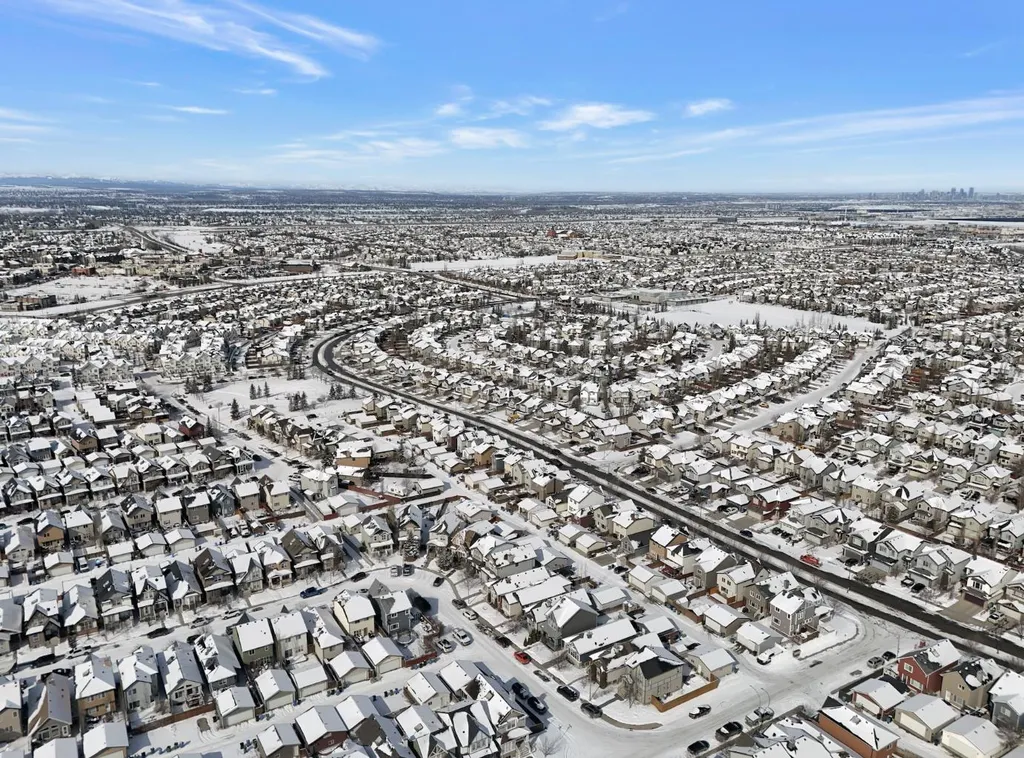 1833 New Brighton Drive SE Calgary AB T2Z 4N8