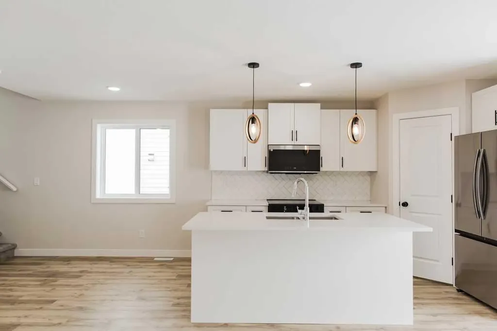 11407 95 Street Clairmont AB T8X 0W9