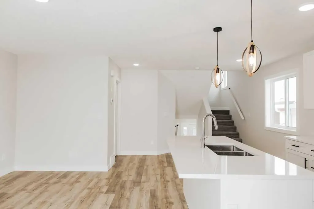 11407 95 Street Clairmont AB T8X 0W9