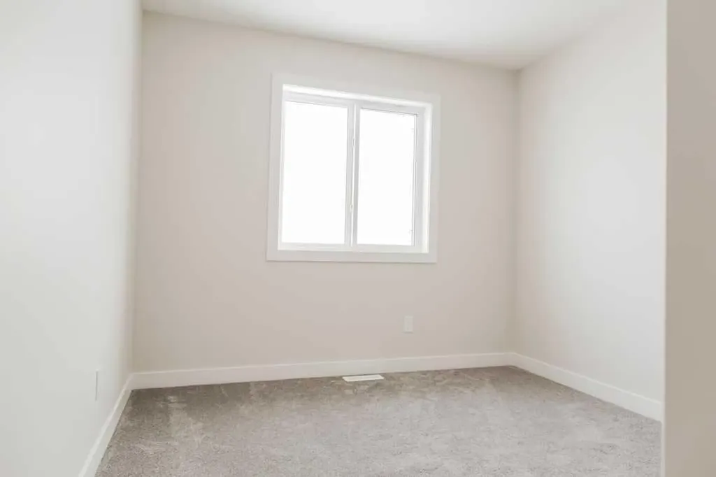 11407 95 Street Clairmont AB T8X 0W9