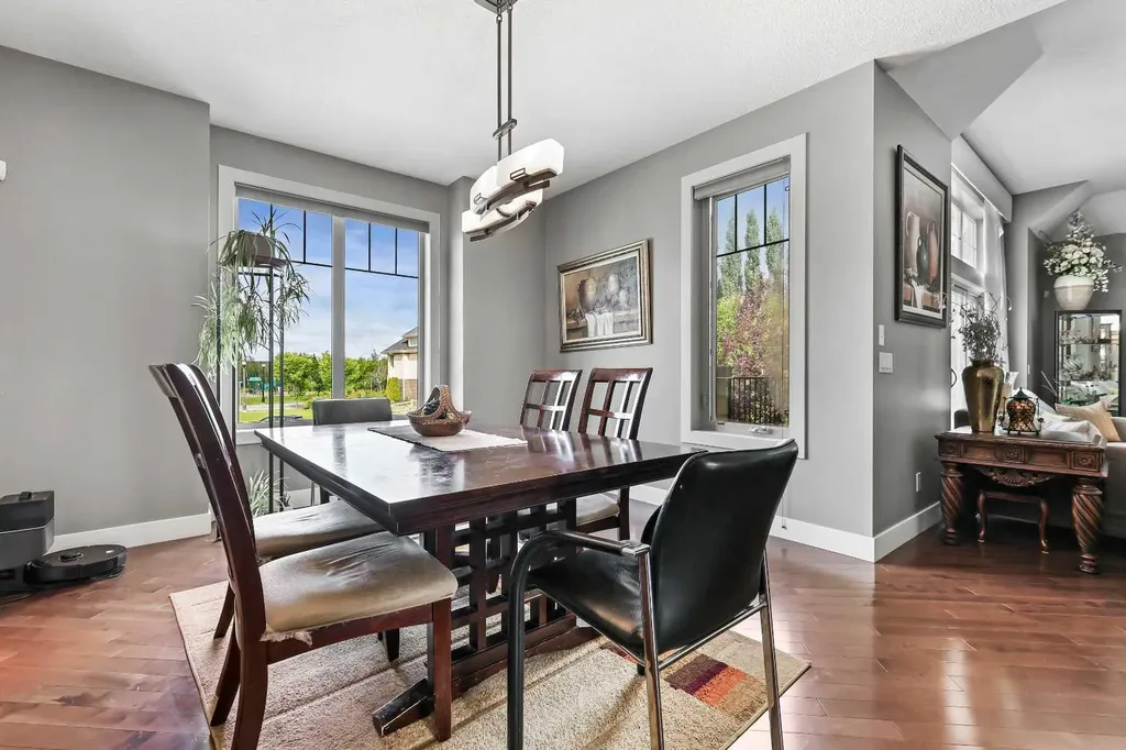 22 Wendham Place SW Calgary AB T3H 0R6