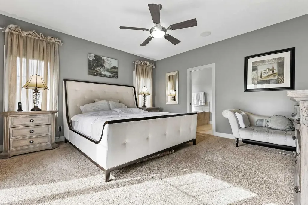 22 Wendham Place SW Calgary AB T3H 0R6