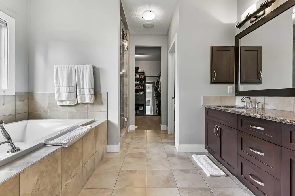 22 Wendham Place SW Calgary AB T3H 0R6