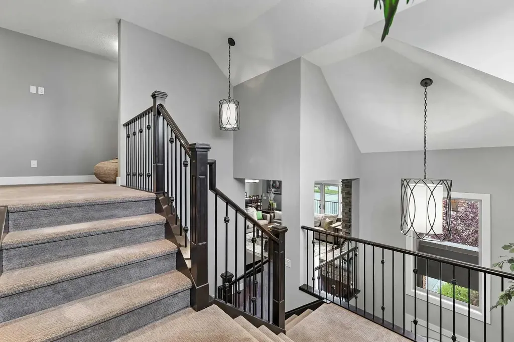 22 Wendham Place SW Calgary AB T3H 0R6