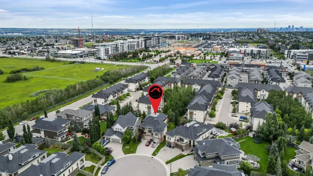 22 Wendham Place SW Calgary AB T3H 0R6
