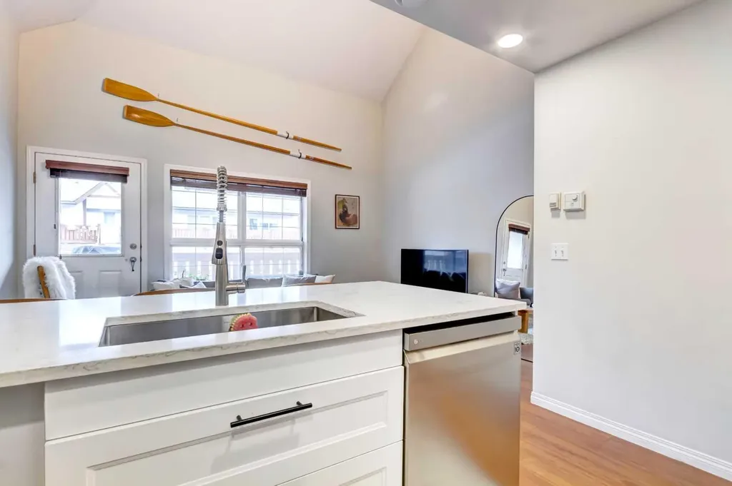 112 Kananaskis Way Canmore AB T1W 2X2