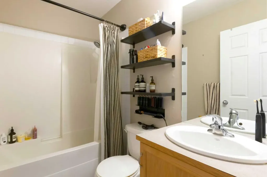 112 Kananaskis Way Canmore AB T1W 2X2
