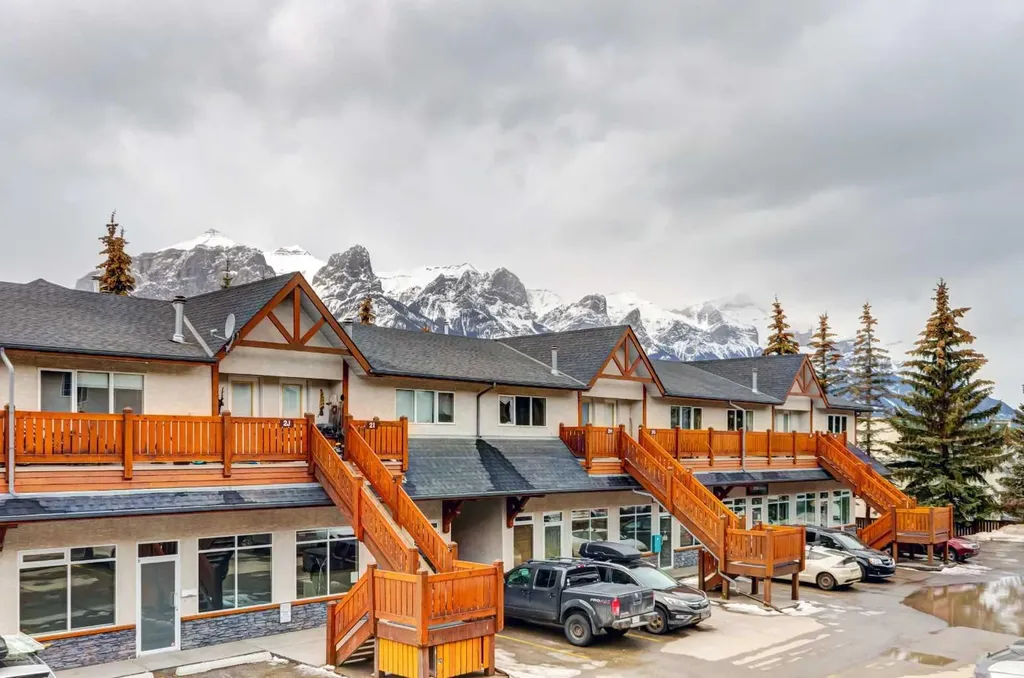112 Kananaskis Way Canmore AB T1W 2X2