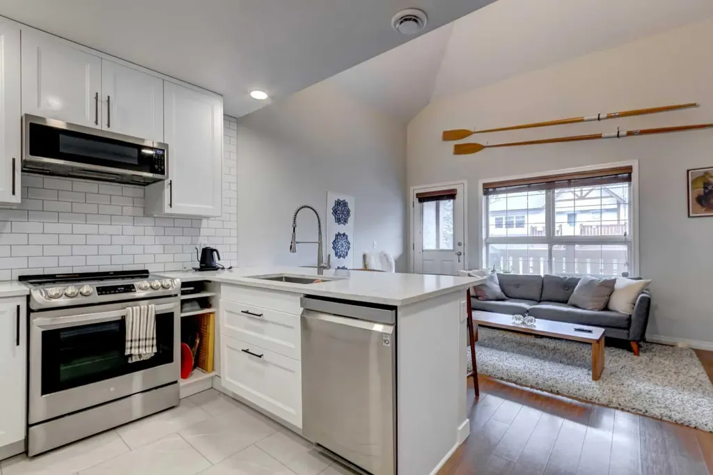 112 Kananaskis Way Canmore AB T1W 2X2