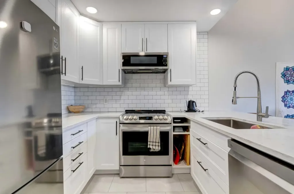 112 Kananaskis Way Canmore AB T1W 2X2