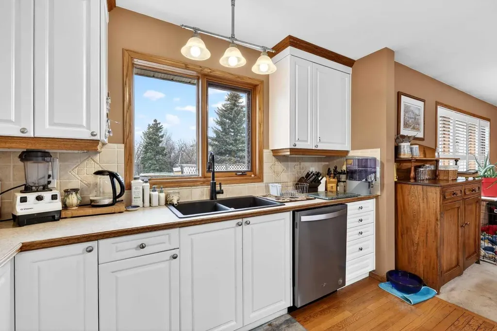 1124 Gleneagles Drive Carstairs AB T0M0N0