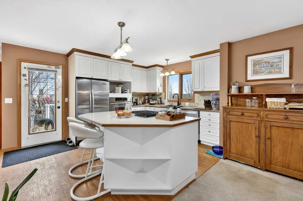 1124 Gleneagles Drive Carstairs AB T0M0N0