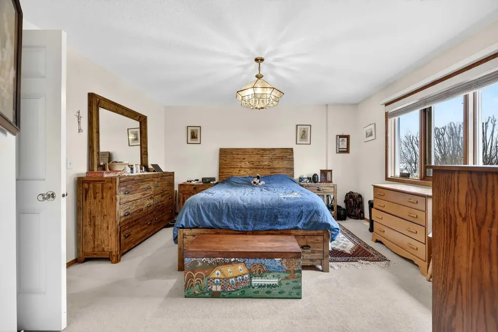 1124 Gleneagles Drive Carstairs AB T0M0N0