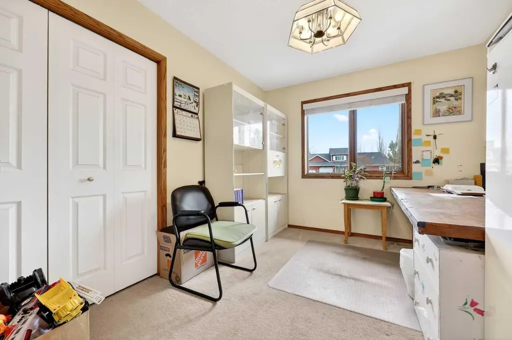 1124 Gleneagles Drive Carstairs AB T0M0N0
