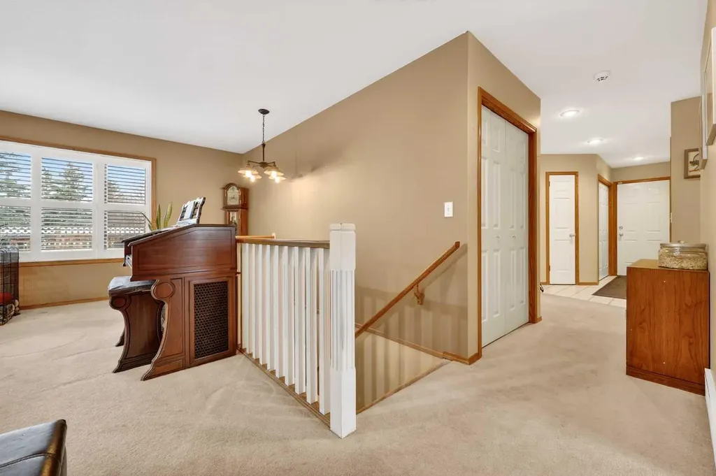 1124 Gleneagles Drive Carstairs AB T0M0N0