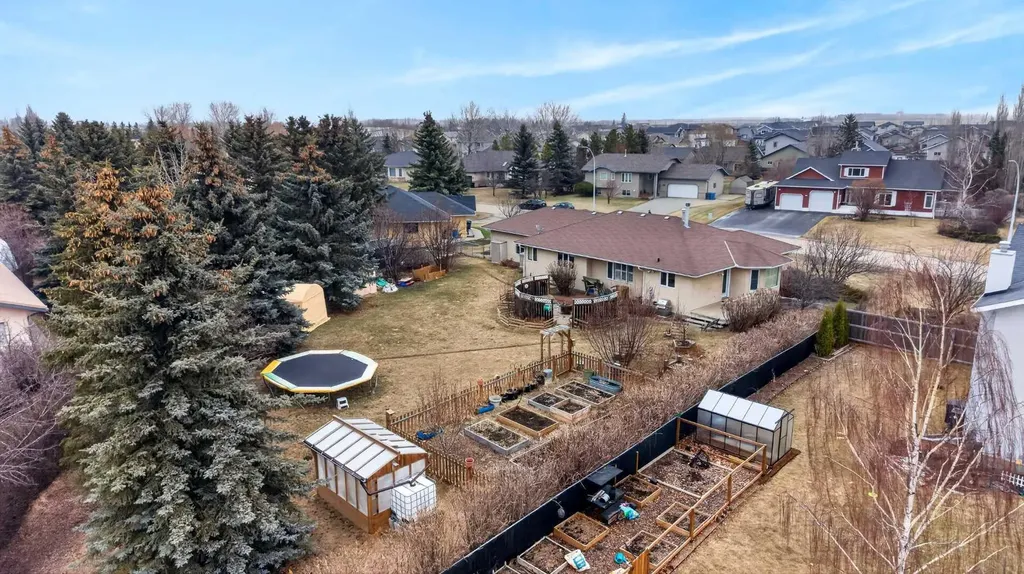 1124 Gleneagles Drive Carstairs AB T0M0N0