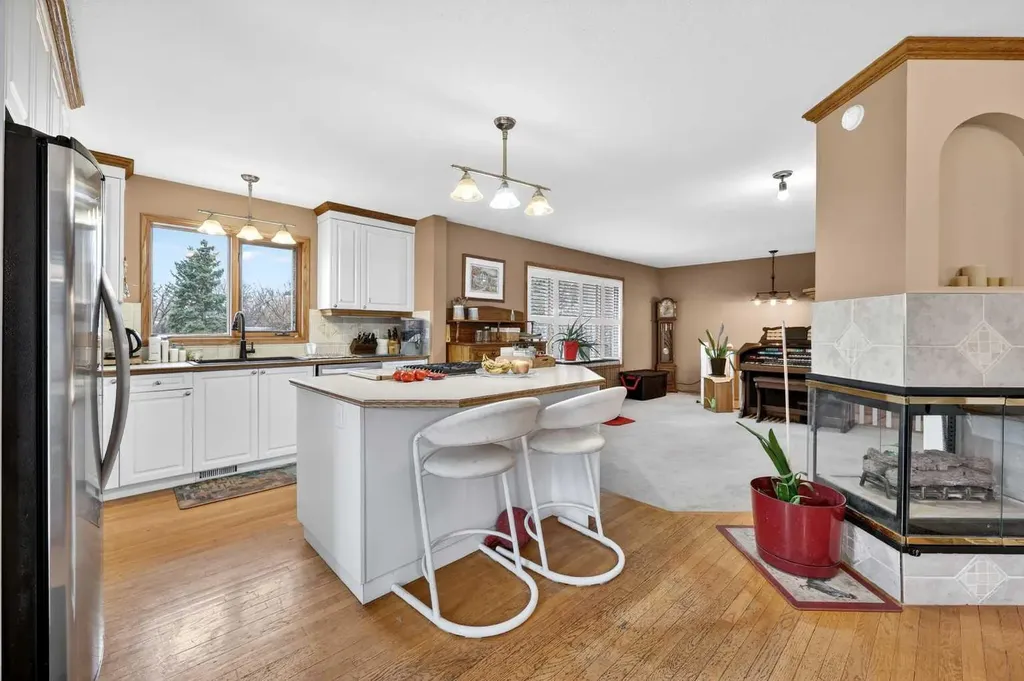 1124 Gleneagles Drive Carstairs AB T0M0N0