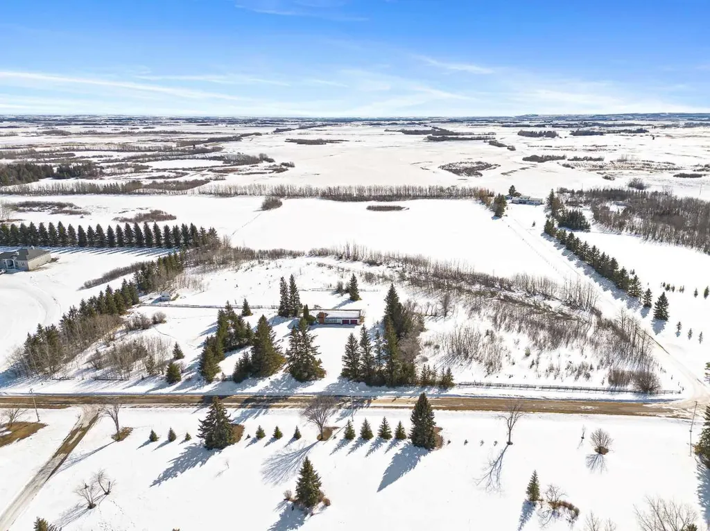 17 White Fence Road Rural Vermilion River County Of AB T9V 3A8