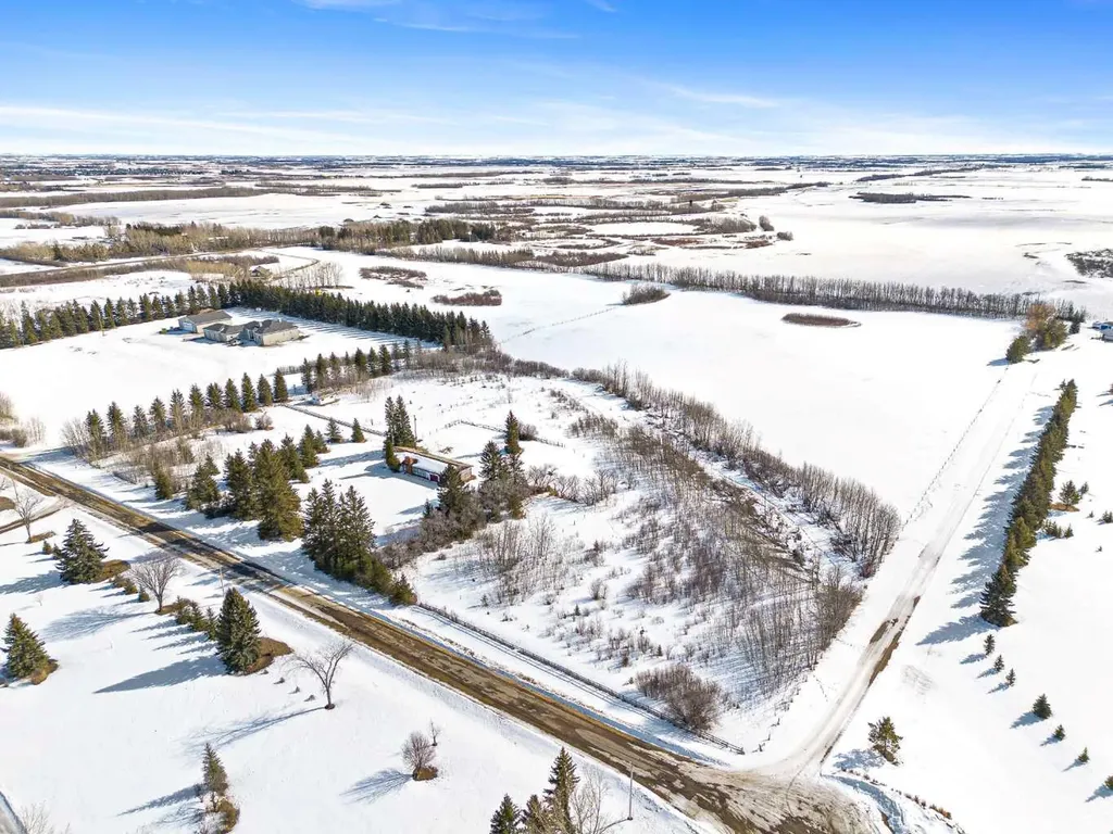17 White Fence Road Rural Vermilion River County Of AB T9V 3A8