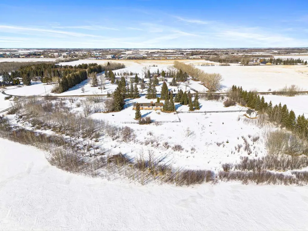 17 White Fence Road Rural Vermilion River County Of AB T9V 3A8