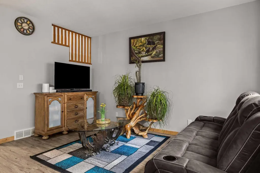 36 Windridge Road Exshaw AB T0L2C0