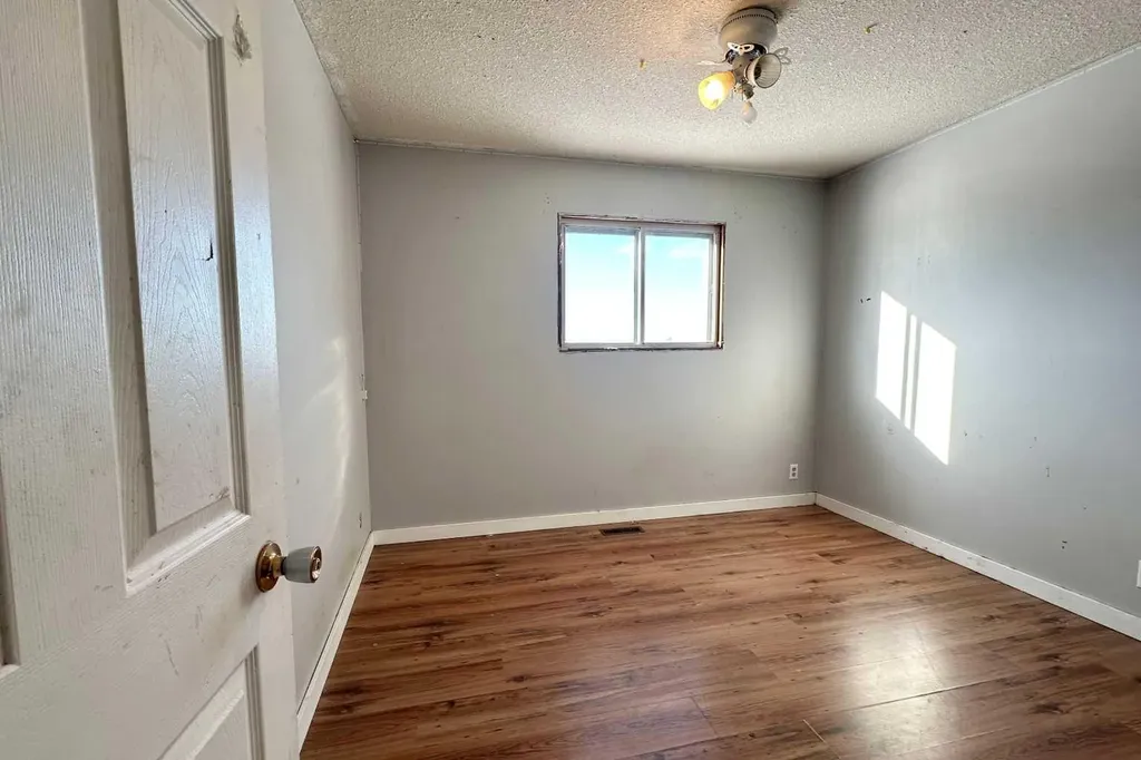 6 Hillside Avenue Swan Hills AB T0G 2C0